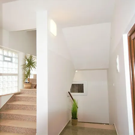 Feriehus Xxl-ferienhaus Cokuni Mit Privatem Pool By Interhome