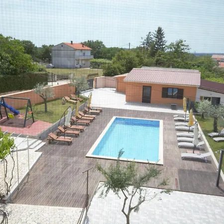 Xxl-ferienhaus Cokuni Mit Privatem Pool By Interhome Feriehus Coki