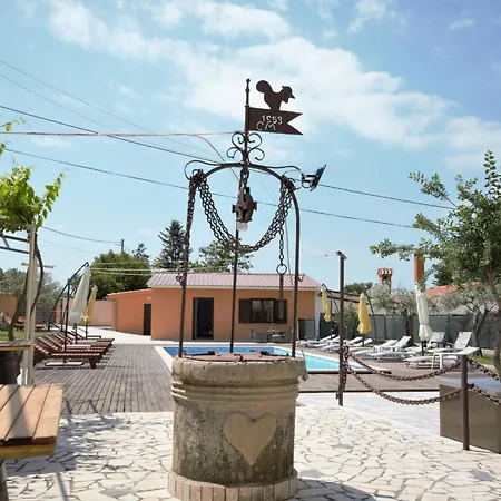 Xxl-ferienhaus Cokuni Mit Privatem Pool By Interhome *